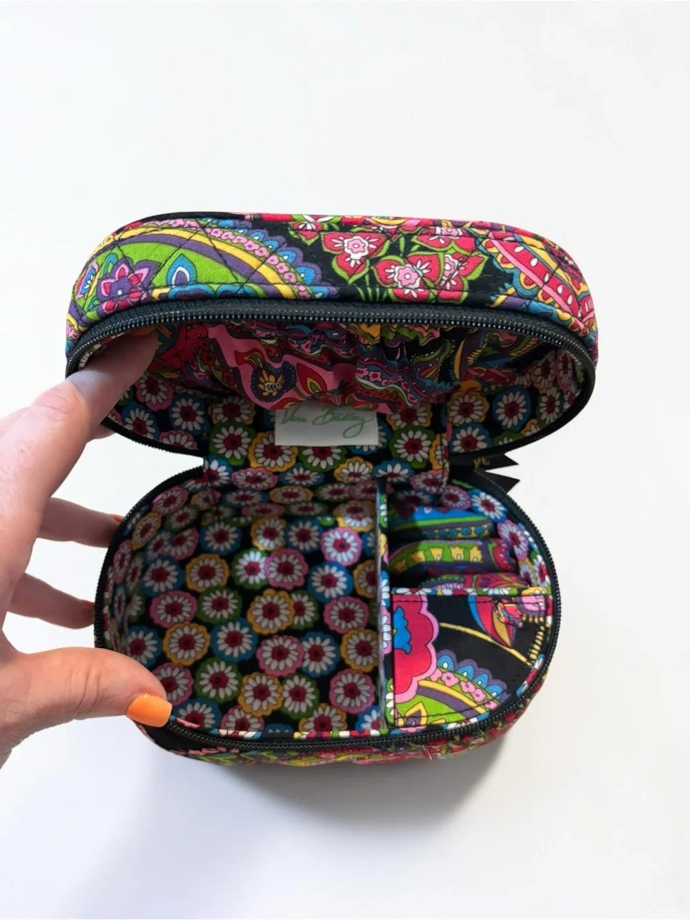 NWT Vera Bradley Symphony in Hue Retired Quilted Jewelry Case